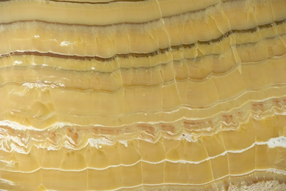 Alabastro Egiziano marble slab surface – Marmi di Carrara – gold, beige (1)