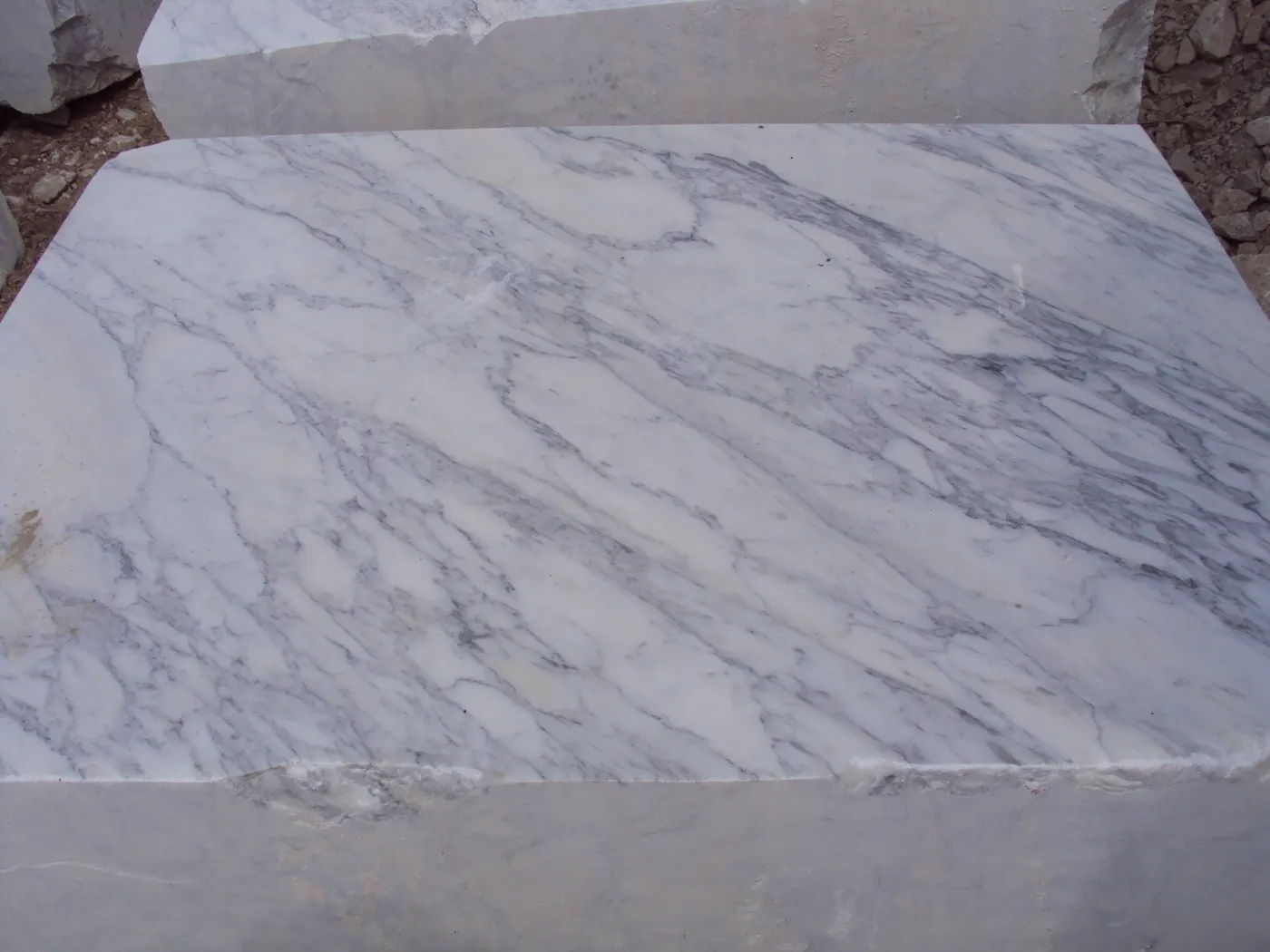 Arabescato marmo, superficie di lastra – Marmi di Carrara – grigio, grigio chiaro (9)