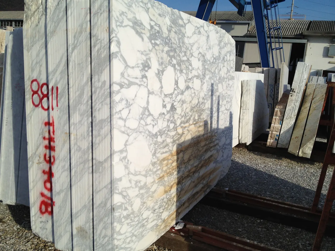 Arabescato Corchia marbre, surface de dalle – Marmi di Carrara – gris clair, noir (4)