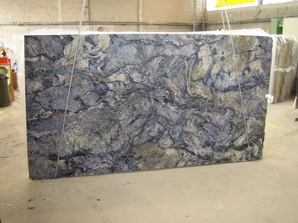 Azul Bahia Granit, Plattenoberfläche – Marmi di Carrara – beige, grau (6)