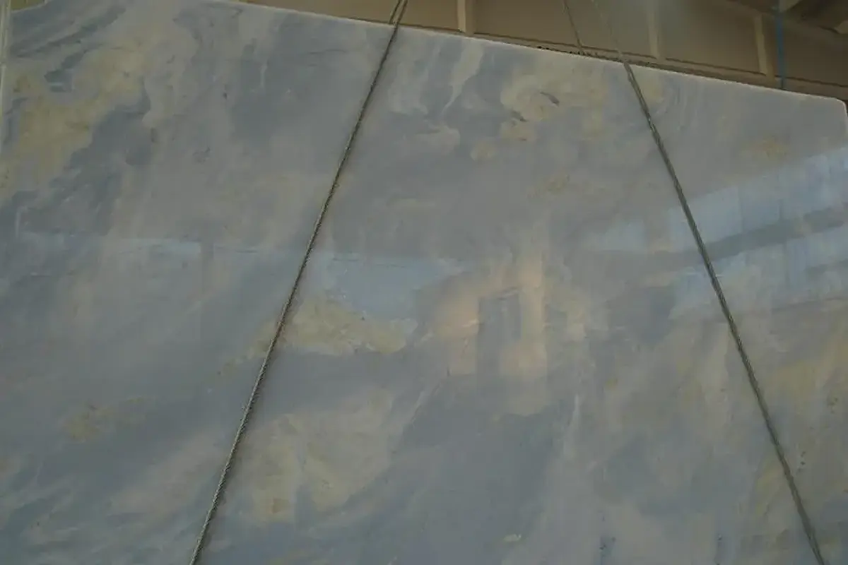 Azul Cielo mármol, superficie de losa – Marmi di Carrara – gris, verde (2)