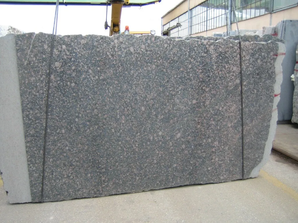 Azul Panamirim marble slab surface – Marmi di Carrara – grey, light grey (1)