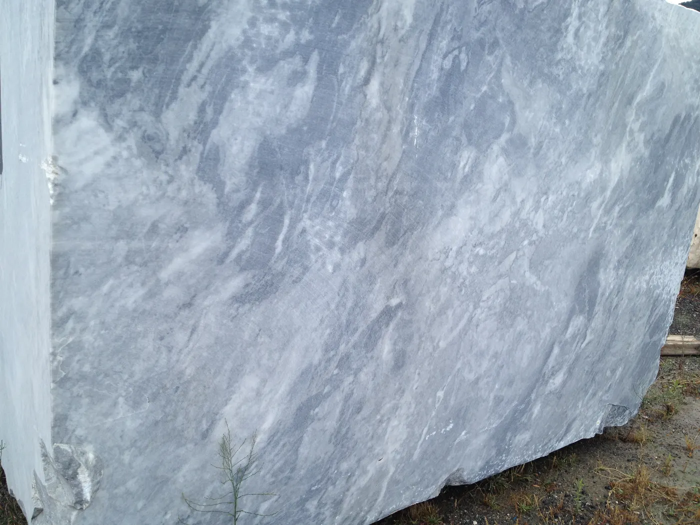 Bardiglio marble quarry block – Marmi di Carrara – light grey, grey (12)