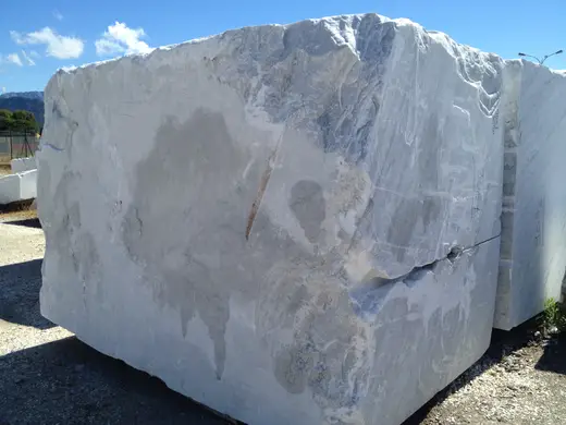Bardiglio marble quarry block – Marmi di Carrara – grey, light grey (2)