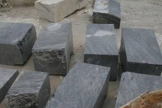 Bardiglio marble quarry view – Marmi di Carrara – grey, charcoal (25)