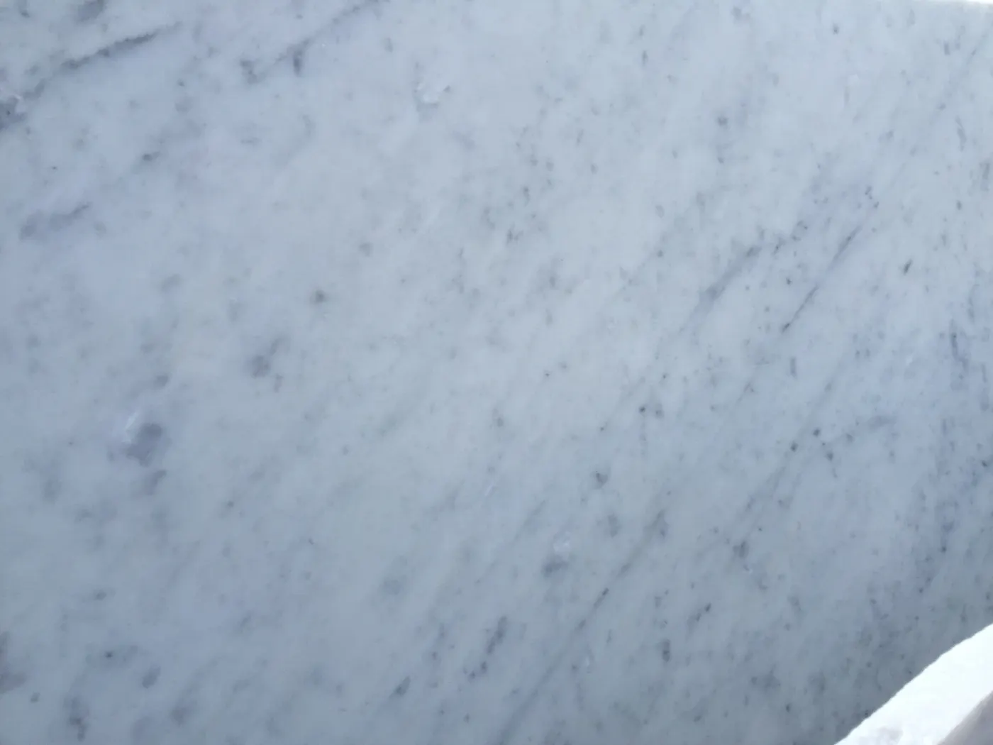 Bianco Carrara мрамор, поверхность плиты – Marmi di Carrara – светло-серый, серый (64)
