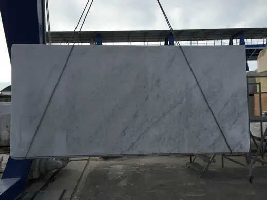 Bianco Carrara marble slab surface – Marmi di Carrara – green, black (67)