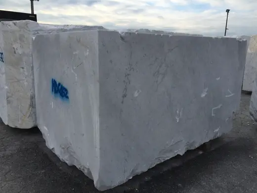 Bianco Carrara marble slab surface – Marmi di Carrara – green, grey (74)