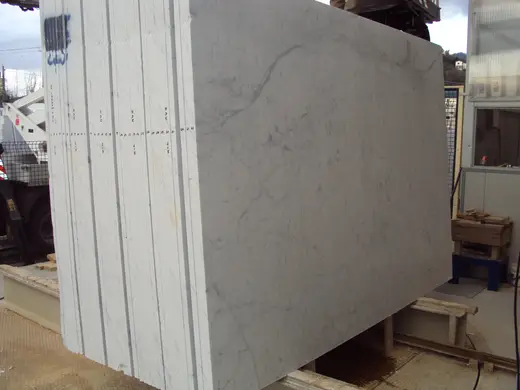 Bianco Carrara C marble slab surface – Marmi di Carrara – green, light grey (48)