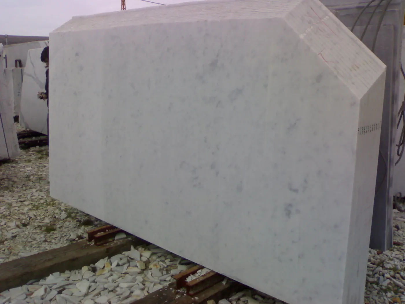 Bianco Carrara CD marble slab surface – Marmi di Carrara – grey, charcoal (41)