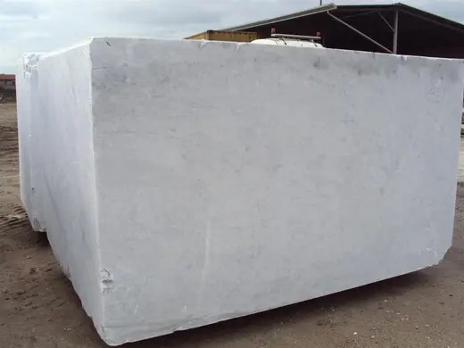Bianco Carrara CD marble quarry block – Marmi di Carrara – light grey, charcoal (50)