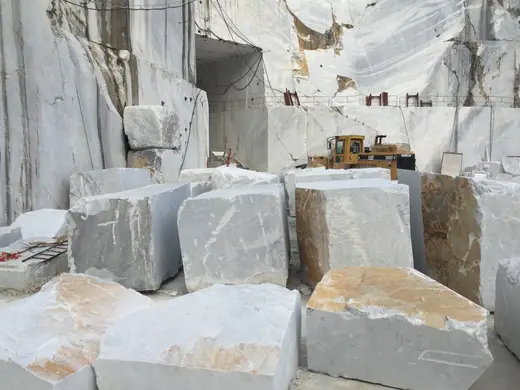 Bianco Gioia marble quarry view – Marmi di Carrara – grey, light grey (14)