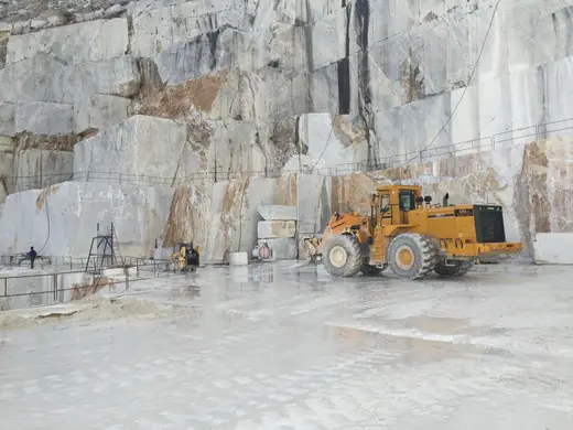 Bianco Gioia marble quarry view – Marmi di Carrara – light grey, grey (25)