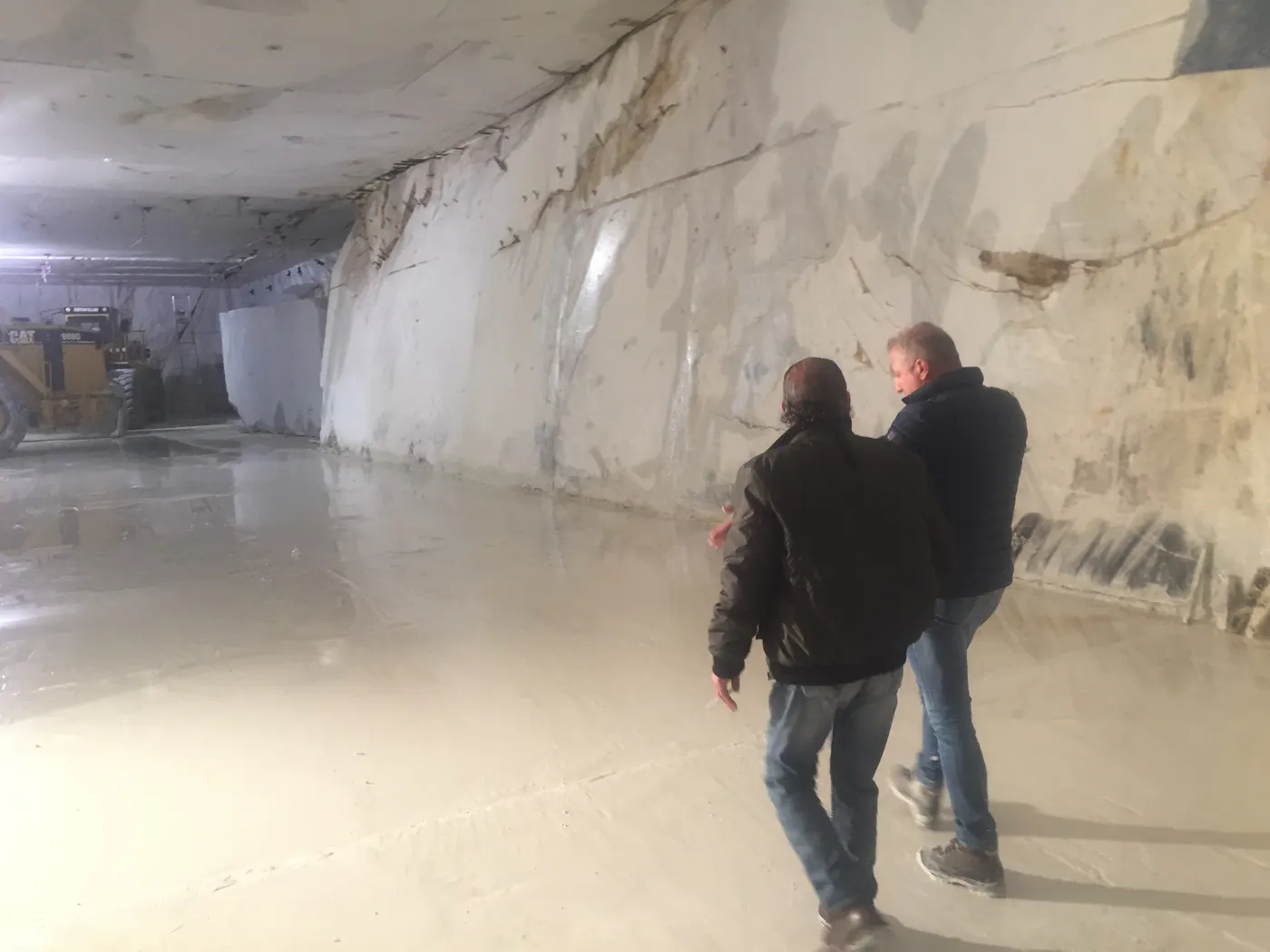 Bianco Gioia marbre, vue de carrière – Marmi di Carrara – gris, beige (30)