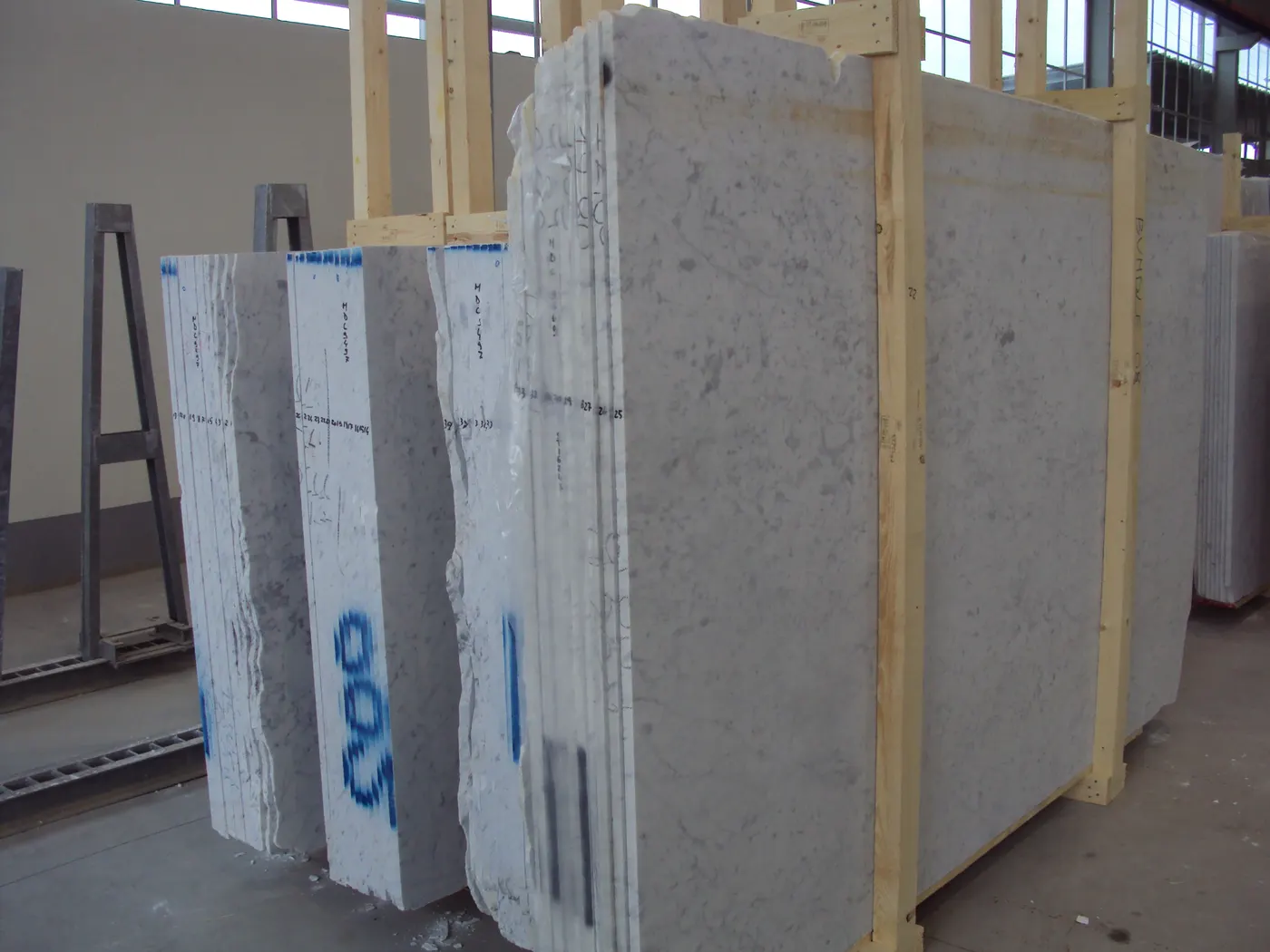 Bianco Gioia marble slab surface – Marmi di Carrara – grey, green (31)