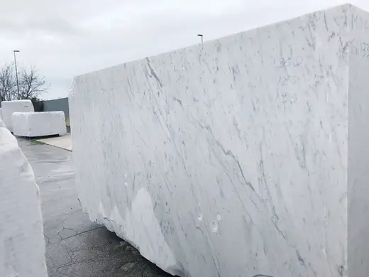 Bianco Gioia marble slab surface – Marmi di Carrara – light grey, white (66)