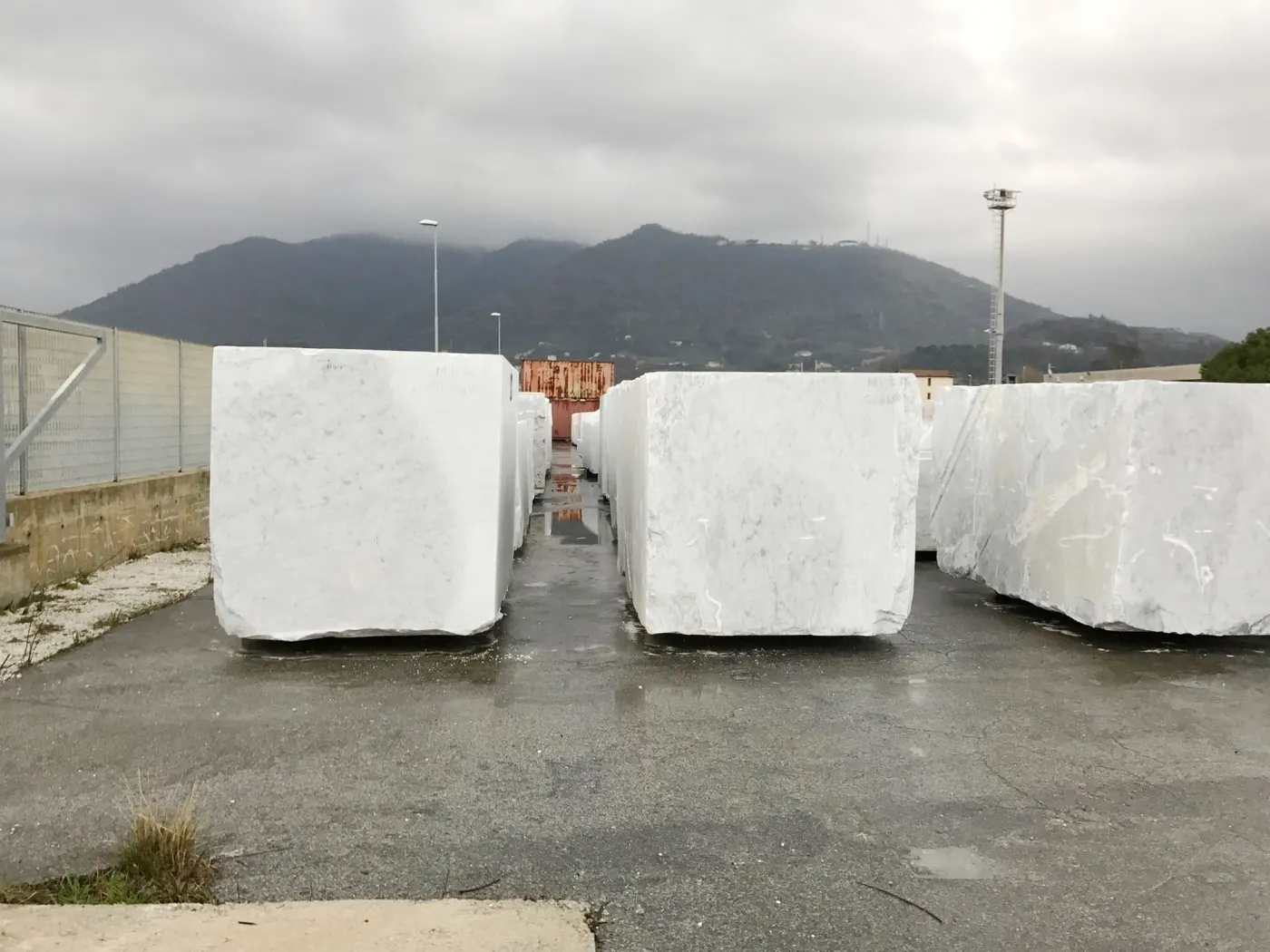Bianco Gioia marmo, superficie di lastra – Marmi di Carrara – grigio, avorio (75)