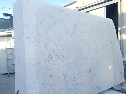 Bianco Gioia marble slab surface – Marmi di Carrara – light grey, grey (76)