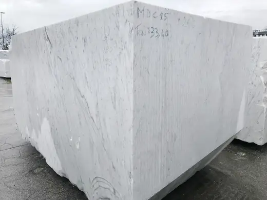 Bianco Gioia marble slab surface – Marmi di Carrara – light grey, grey (80)