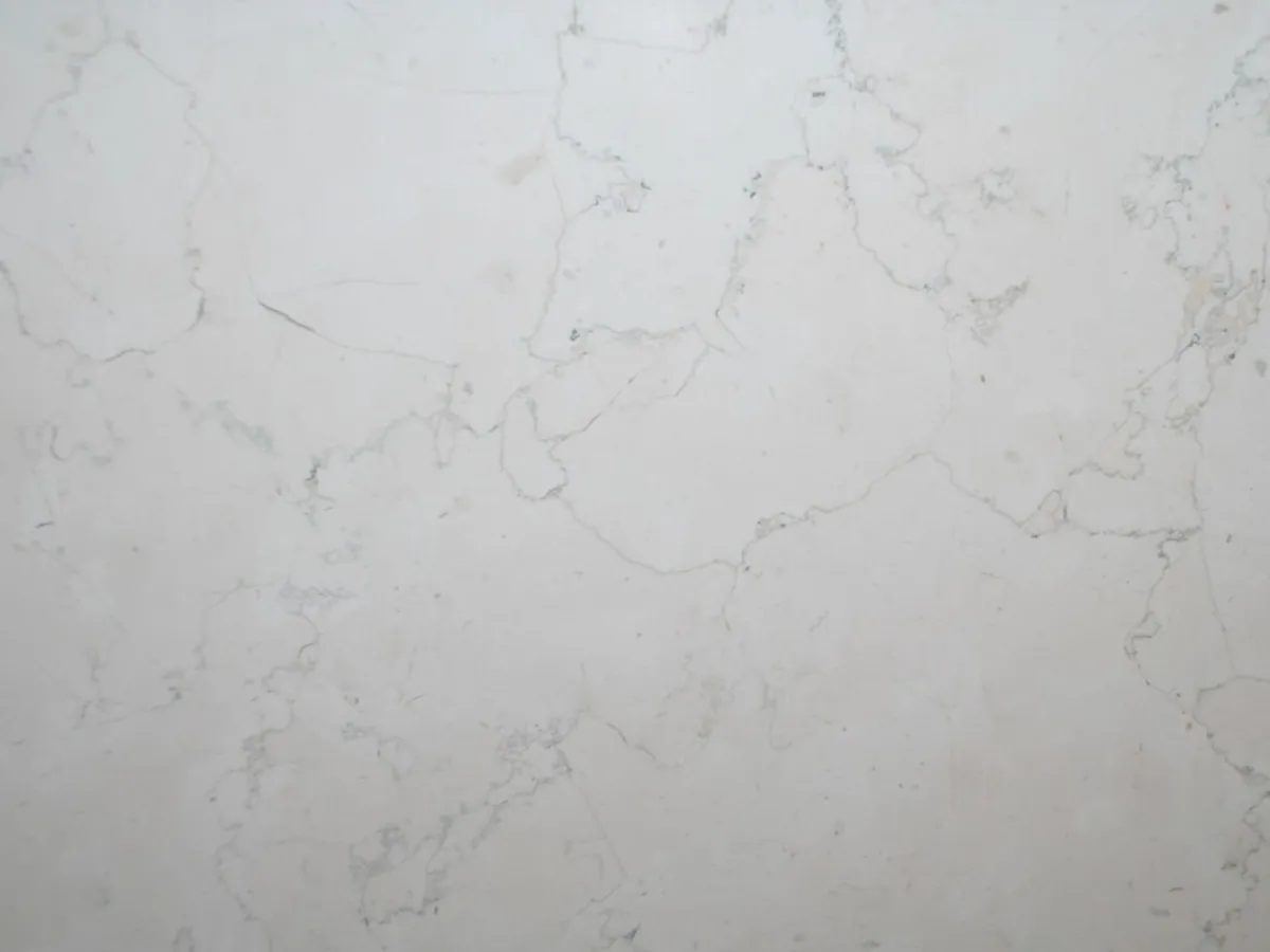 Bianco Perlino caliza, muestra pulida – Marmi di Carrara – gris claro, marfil (1)