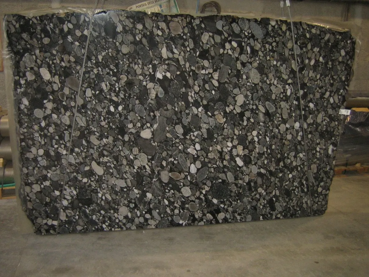 Black Morgan marble slab surface – Marmi di Carrara – charcoal, green (2)