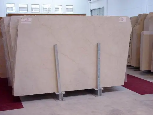 Botticino limestone slab surface – Marmi di Carrara – light grey, pink (3)