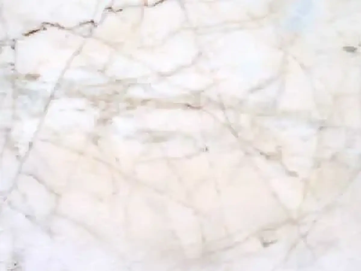 C 256 мрамор, полированный образец – Marmi di Carrara – белый, слоновая кость (1)