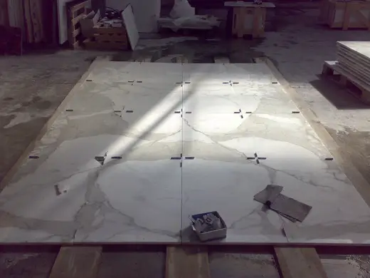 Calacatta marble tiles – Marmi di Carrara – black, violet (18)