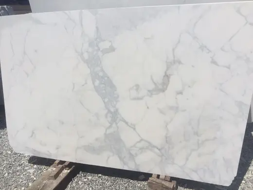 Calacatta marble slab surface – Marmi di Carrara – ivory, light grey (27)