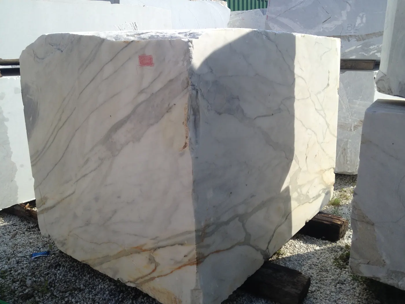 Calacatta marble slab surface – Marmi di Carrara – grey, charcoal (5)