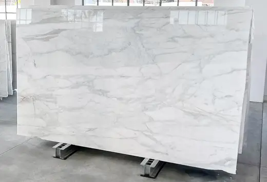 Calacatta marble slab surface – Marmi di Carrara – ivory, light grey (50)