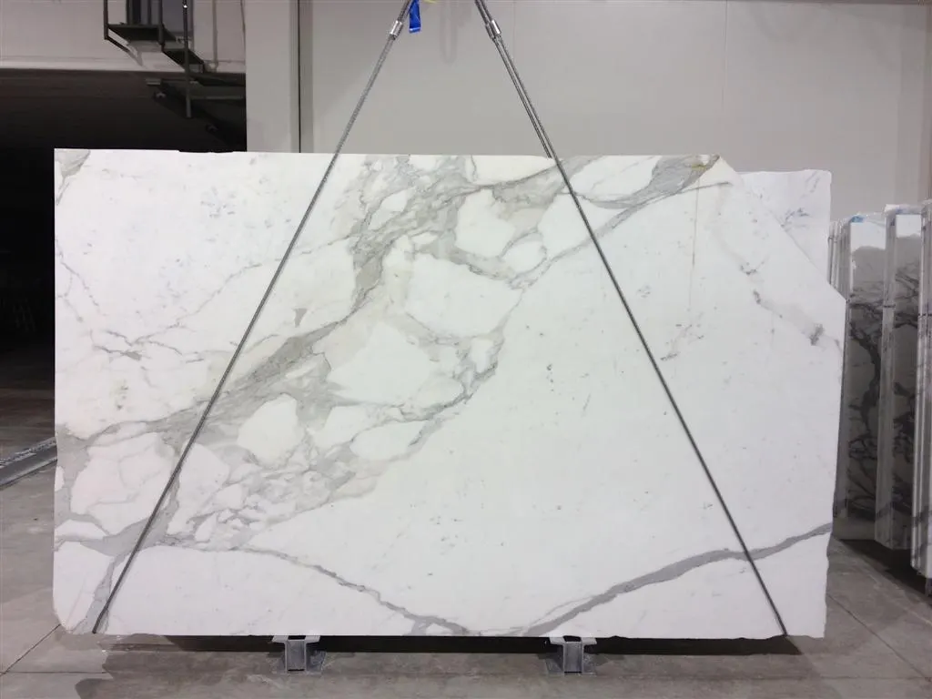 Calacatta marmo, superficie di lastra – Marmi di Carrara – grigio chiaro, avorio (59)