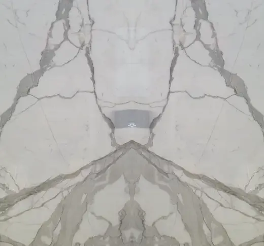 Calacatta marble book-matched slabs – Marmi di Carrara – light grey, grey (62)