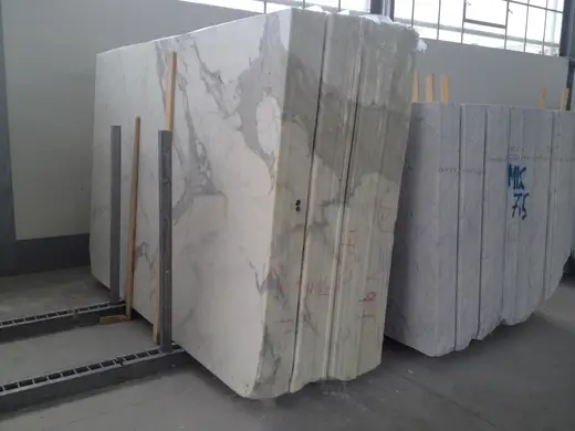 Calacatta Gold marble slab surface – Marmi di Carrara – grey, green (17)