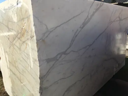 Calacatta Gold marble slab surface – Marmi di Carrara – violet, grey (2)