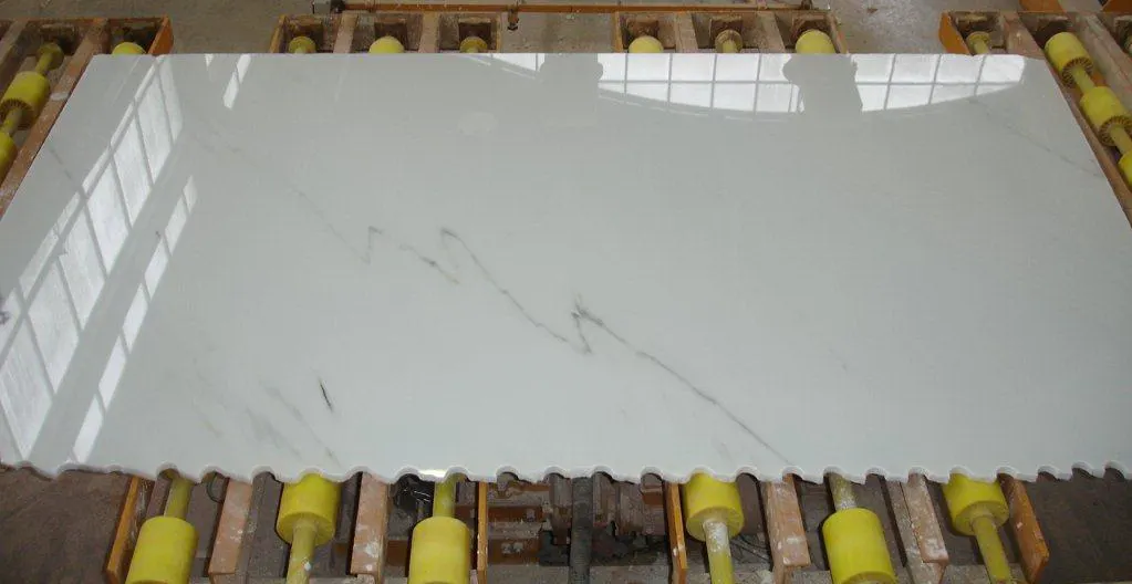 Calacatta Gold marble slab surface – Marmi di Carrara – light grey, brown (46)