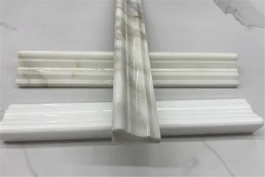 Calacatta Gold marble mouldings and skirting – Marmi di Carrara – light grey, grey (69)