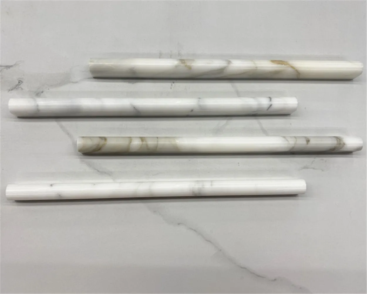 Calacatta Gold Marmor, Profile und Sockelleisten – Marmi di Carrara – hellgrau, grau (76)
