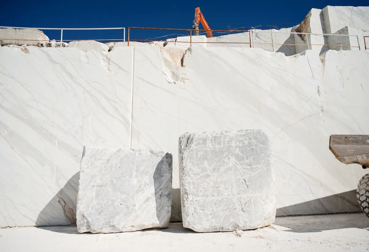 Calacatta Oro marmo, superficie di lastra – Marmi di Carrara – avorio, bianco (26)