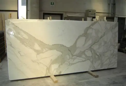Calacatta Oro мрамор, поверхность плиты – Marmi di Carrara – зелёный, антрацитовый (30)