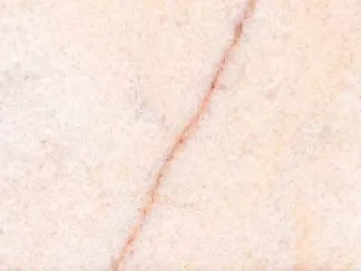 Cream Wombeyan Light Marmor, polierte Probe – Marmi di Carrara – weiß, elfenbein (1)