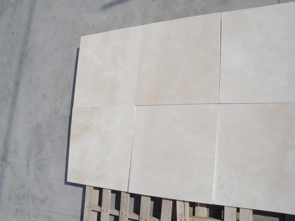 Crema calcaire, surface de dalle – Marmi di Carrara – gris clair, gris (28)