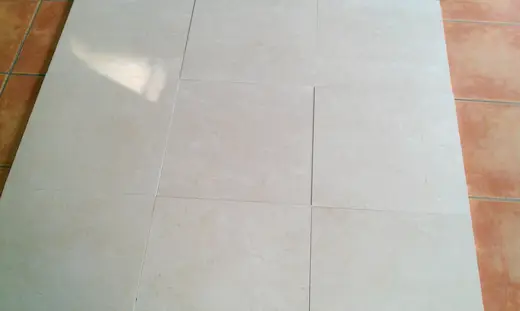 Crema calcaire, surface de dalle – Marmi di Carrara – gris clair, gris (9)