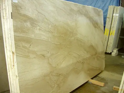 Daino Reale marble slab surface – Marmi di Carrara – beige, gold (8)