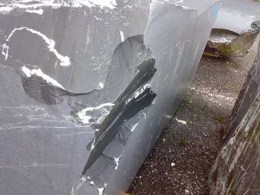 Extra Grey marble quarry block – Marmi di Carrara – grey, light grey (1)