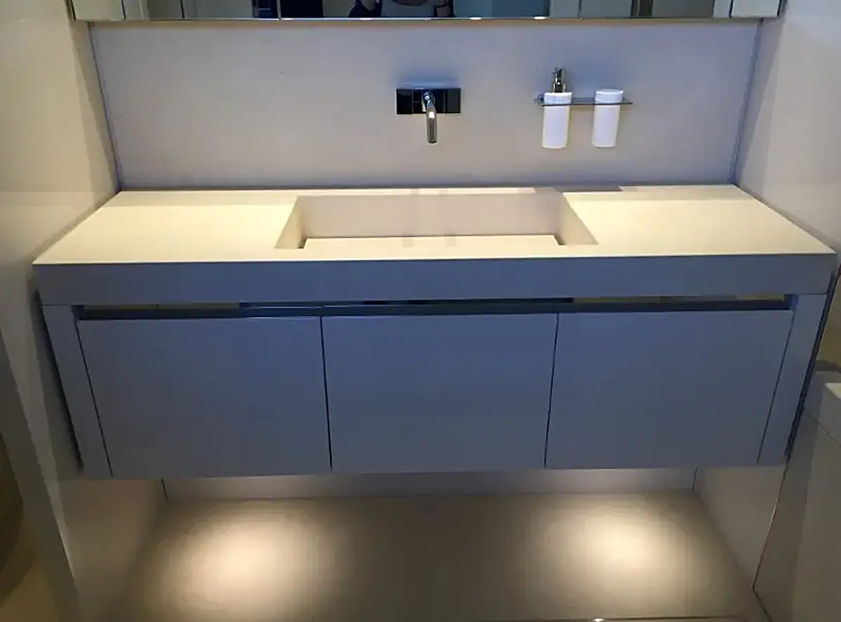 Bagno in pietra naturale – Marmi di Carrara
