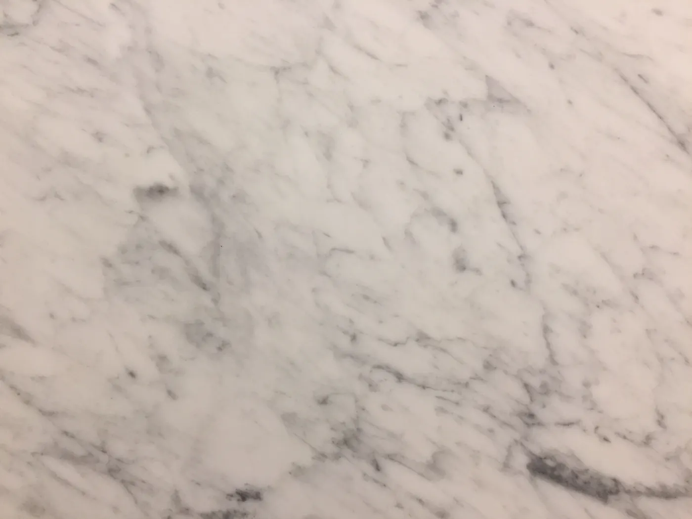 Bathroom in natural stone – Marmi di Carrara