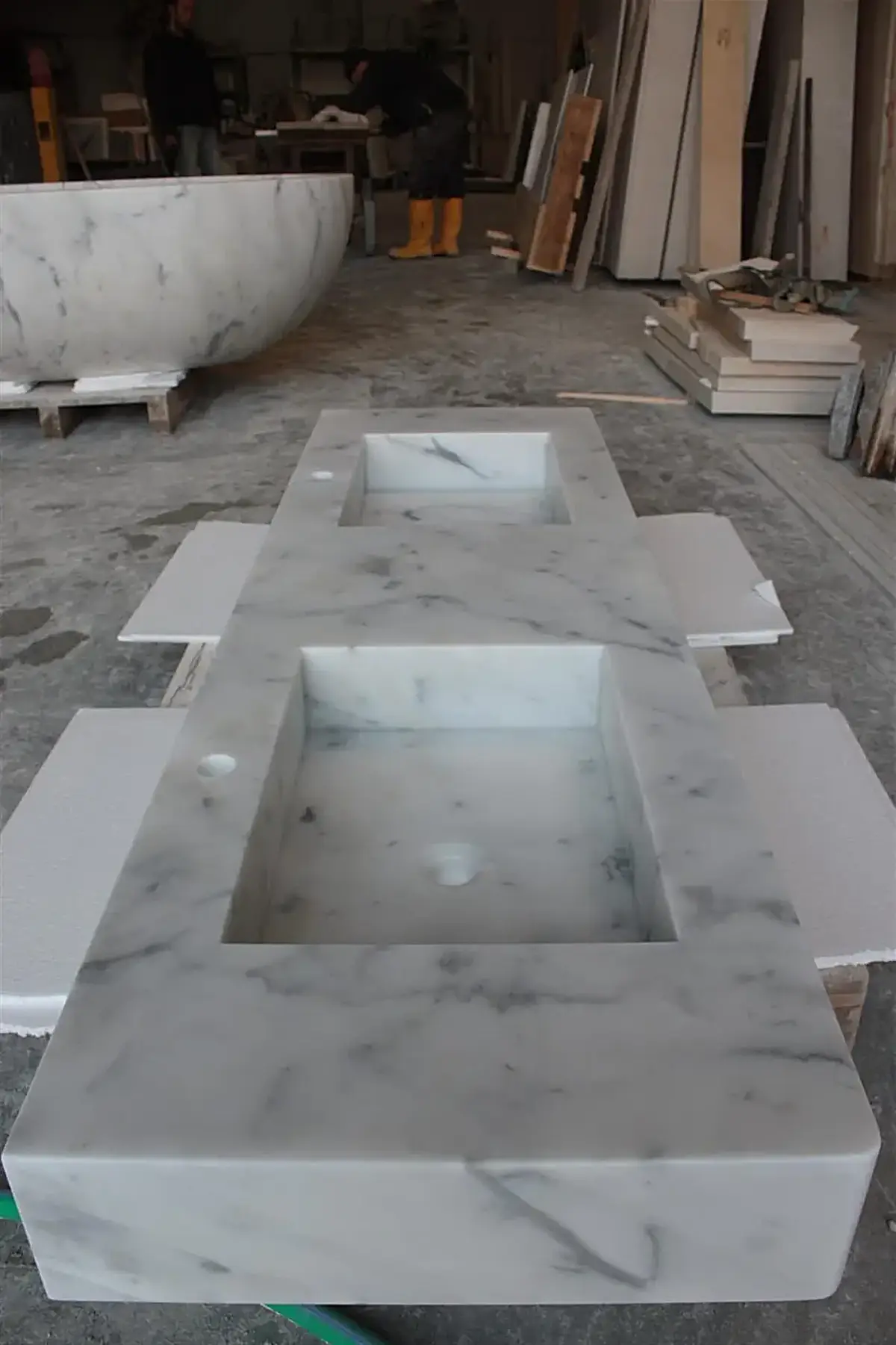 Bagno in pietra naturale – Marmi di Carrara