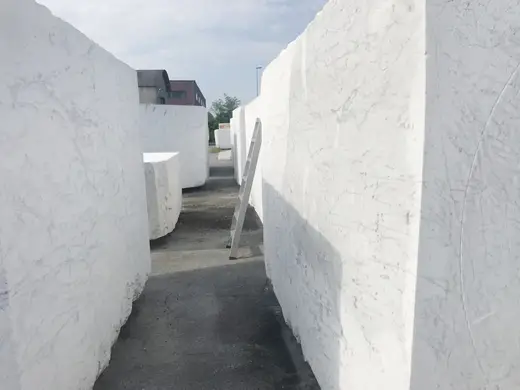 Blocco di cava in pietra naturale – Marmi di Carrara