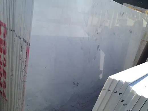 Blocco di cava in pietra naturale – Marmi di Carrara